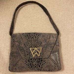 Kelly Wynne Shoulder Bag/Clutch with Removable 8” Strap
